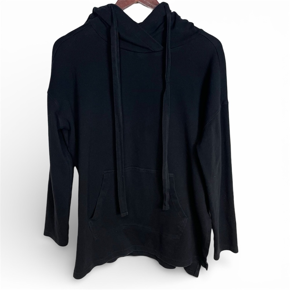 Pact Women's Black Hoodie Size Medium